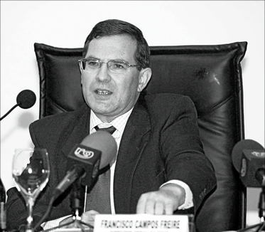Dr. Francisco Campos Freire. Imagen tomada de Diario HOY.
