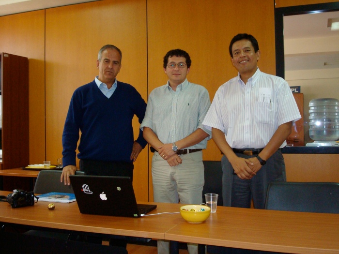 (i-d)  Dr. Miguel de Aguilera, Patricio Barrazueta y Abel Suing. 